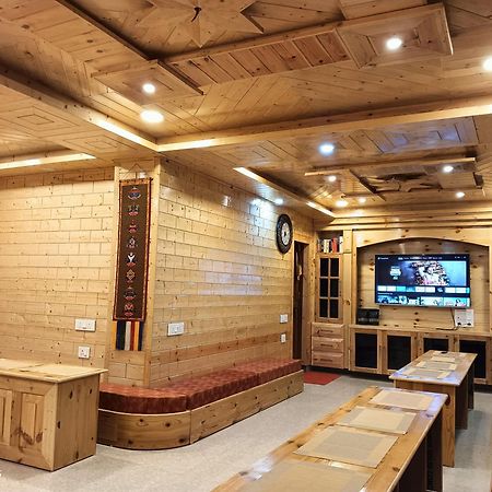 Wanderers Homestay -All Mountain Facing Rooms Кальпа Экстерьер фото